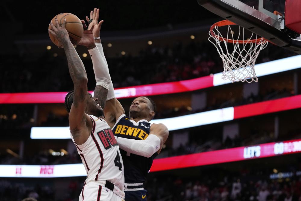 西甲联赛莱万特对阵巴萨，梅西登场诺坎普