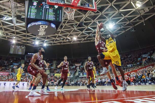 西夺冠的中 西夺冠的中